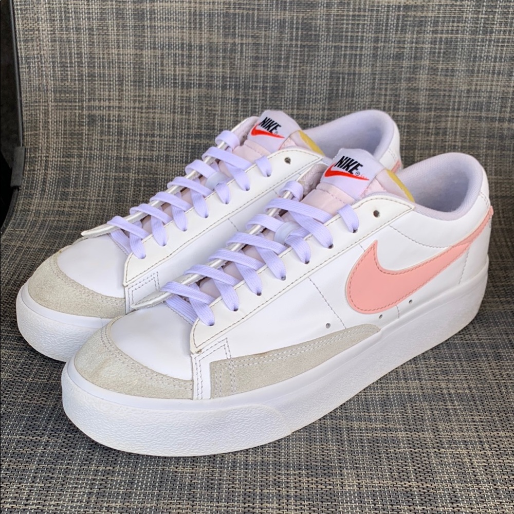 Nike Blazer Low Platform Women's Sneakers White and Pink - Picture 6 of 13